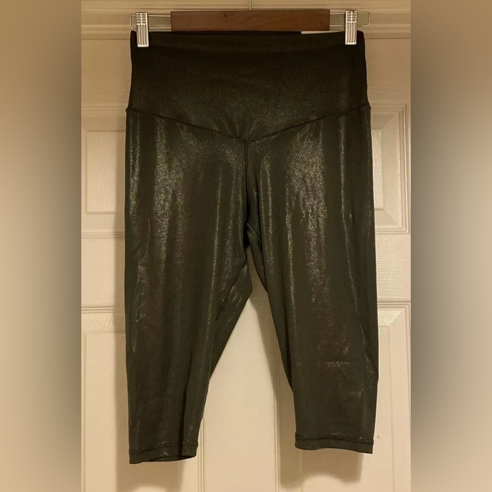OFFLINE By Aerie Real Me Crop Hi-Rise Green Foil Sparkle